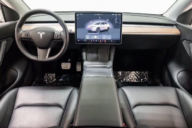 Used 2022 Tesla Model Y Performance AWD/4WD image 18
