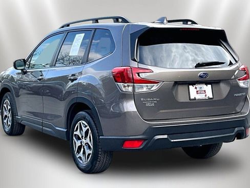 Certified 2022 Subaru Forester Premium AWD/4WD image 4