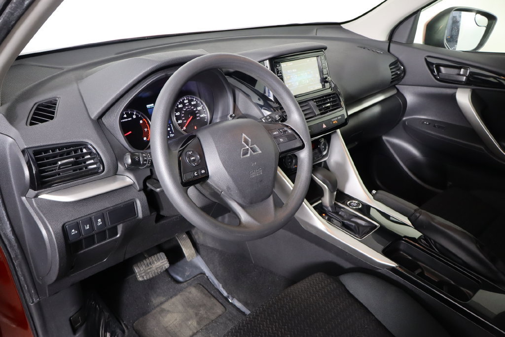 Used 2023 Mitsubishi Eclipse Cross ES AWD/4WD image 23