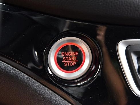 Used 2020 Honda Pilot Touring image 21