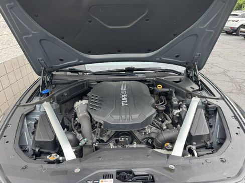 Used 2021 Genesis G70 3.3T RWD image 2