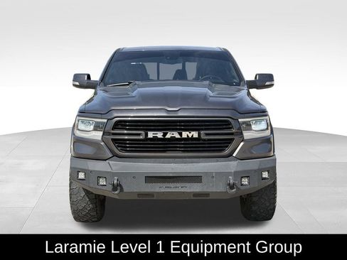 Used 2019 RAM 1500 Laramie w/ Sport Appearance Package AWD/4WD image 3