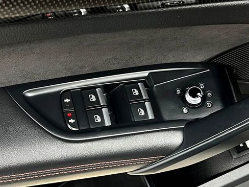 Used 2019 Audi SQ5 Premium Plus w/ Premium Plus Package image 16