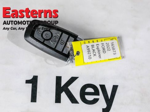 Used 2022 Ford Explorer Limited w/ Equipment Group 301A AWD/4WD image 25