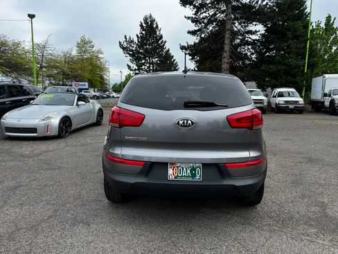 Used 2016 Kia Sportage LX AWD/4WD image 4