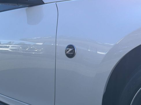Used 2016 Nissan 370Z NISMO RWD image 13