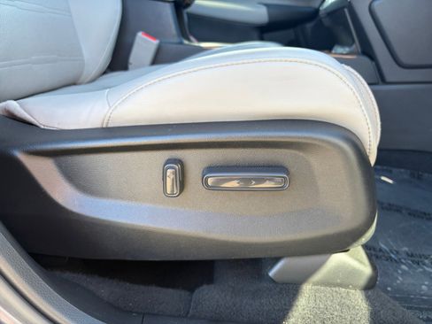 Used 2021 Honda CR-V Touring image 34