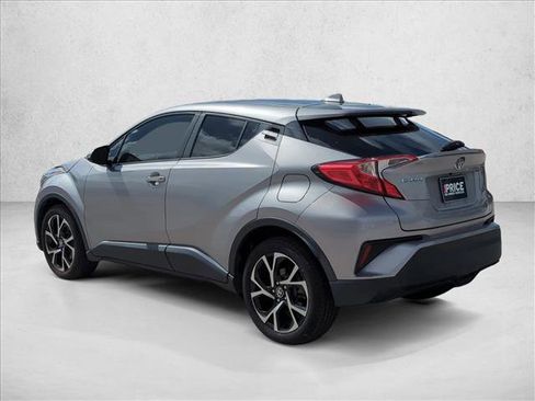 Used 2020 Toyota C-HR XLE FWD image 7
