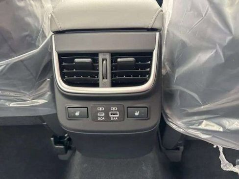 New 2025 Subaru Legacy Limited image 9