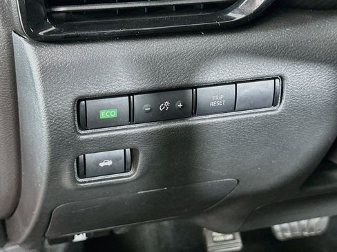 Used 2023 Nissan Sentra SV w/ All-Weather Package FWD image 17