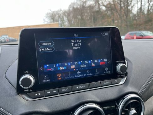 Used 2025 Nissan Sentra SV image 20