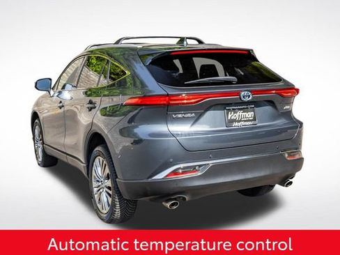 Certified 2023 Toyota Venza XLE AWD/4WD image 10