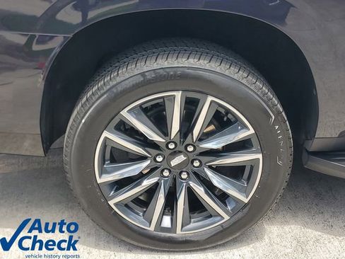 Certified 2024 Cadillac Escalade ESV Sport AWD/4WD image 8