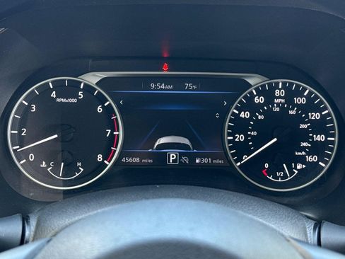 Used 2024 Nissan Sentra SV w/ Trunk Package FWD image 20