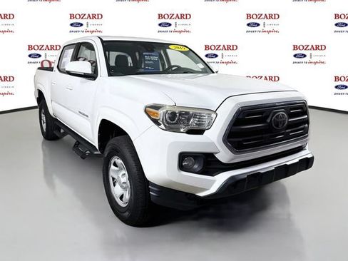 Used 2019 Toyota Tacoma SR5 RWD image 1