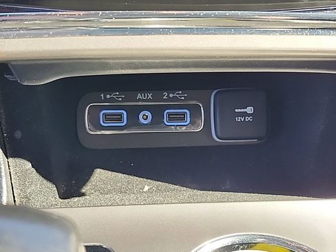 Certified 2022 Jeep Grand Cherokee Laredo X image 9