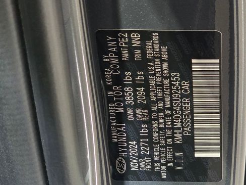 Certified 2025 Hyundai Elantra Sport FWD image 35