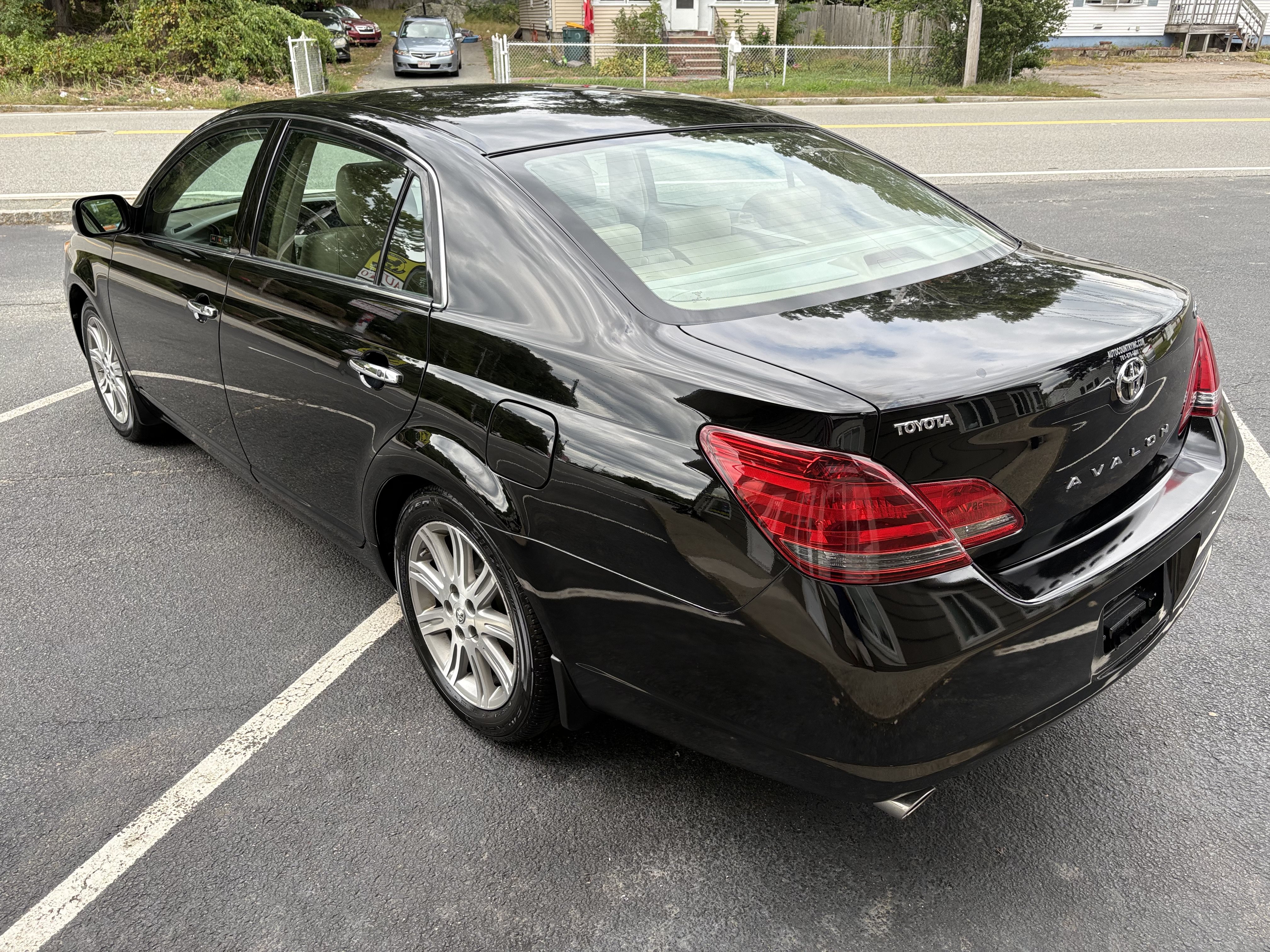 Used 2008 Toyota Avalon Limited FWD image 7