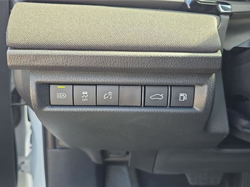Used 2026 Toyota Camry LE FWD image 25