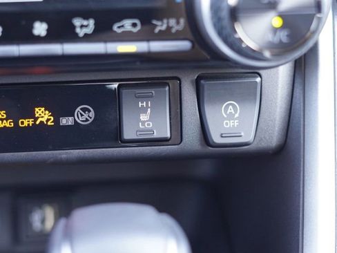 Used 2025 Toyota RAV4 XLE Premium w/ Weather Package FWD image 33