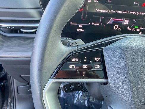 Used 2025 Audi Q5 Premium Plus w/ Premium Plus image 18