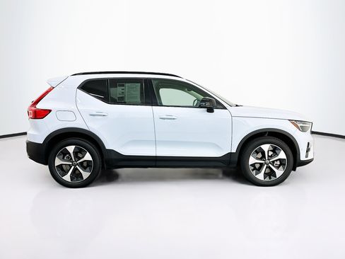 Used 2024 Volvo XC40 B5 Plus w/ Climate Package AWD/4WD image 10