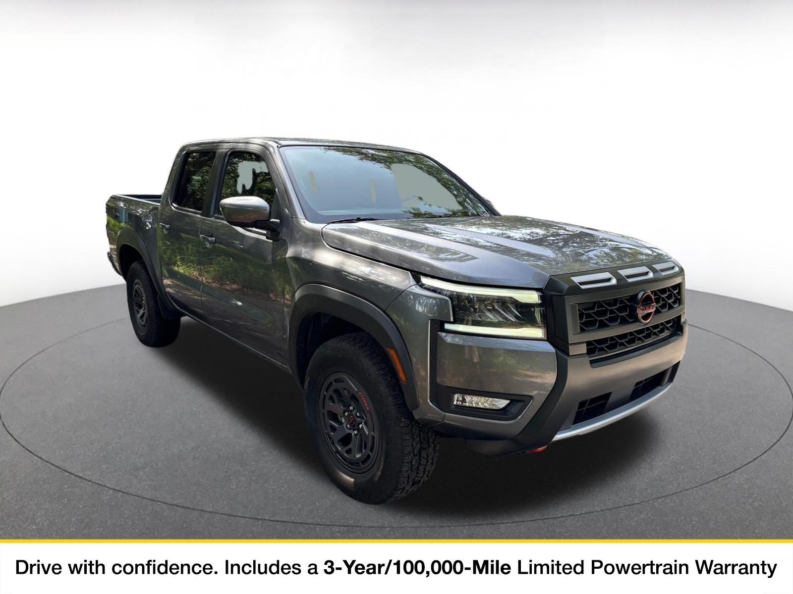 Used 2026 Nissan Frontier PRO-4X AWD/4WD image 1