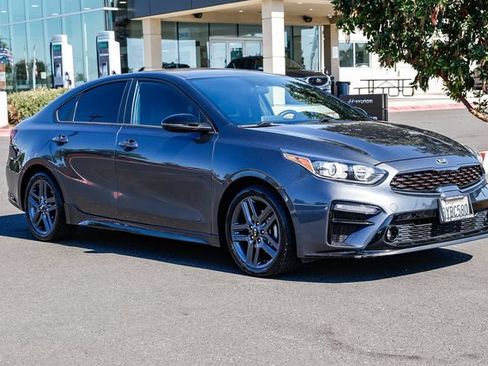 Used 2021 Kia Forte GT-Line w/ GT-Line Premium Package FWD image 6