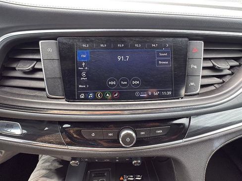 Used 2024 Buick Enclave Premium FWD image 24