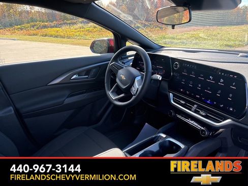 New 2026 Chevrolet Equinox EV LT image 35