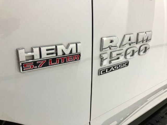 Used 2020 RAM 1500 Classic SLT AWD/4WD image 21