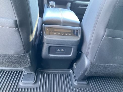 Used 2024 Nissan Pathfinder SV FWD image 53