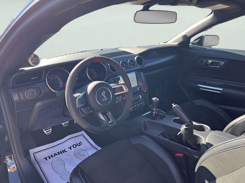 Used 2016 Ford Mustang Shelby GT350 w/ Technology Package image 20