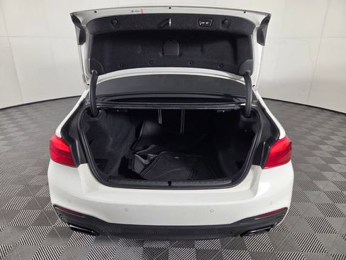 Used 2019 BMW M550i xDrive w/ Dynamic Handling Package AWD/4WD image 26