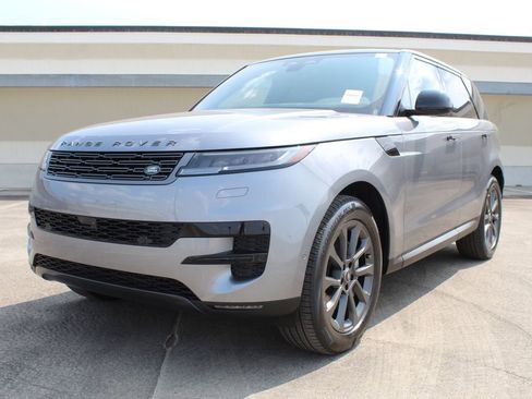 Used 2025 Land Rover Range Rover Sport SE image 1