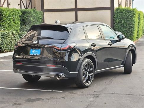 Certified 2024 Honda HR-V Sport image 5