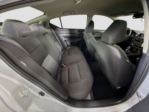 Used 2021 Nissan Altima 2.5 S image 27