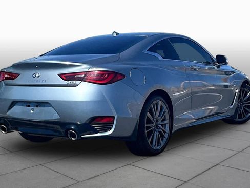 Used 2017 INFINITI Q60 Red Sport 400 image 13