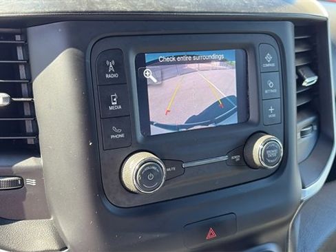 Used 2021 RAM 1500 Big Horn image 15