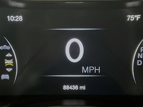 Used 2018 Jeep Grand Cherokee Limited RWD image 8