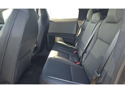 Used 2025 Tesla Cybertruck AWD Crew Cab image 4