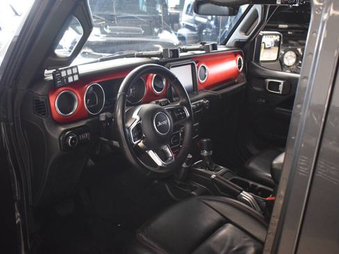 Used 2018 Jeep Wrangler Unlimited Rubicon image 42