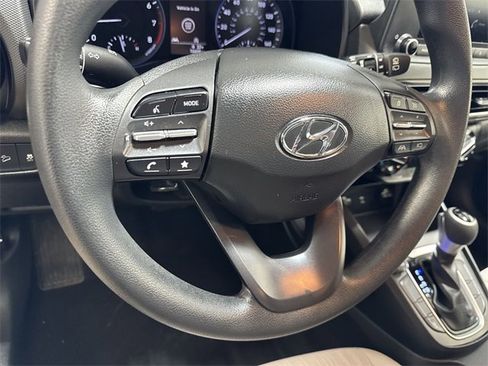 Used 2023 Hyundai Kona SEL image 14