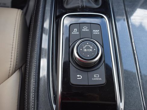 Used 2024 Nissan Armada SV image 40