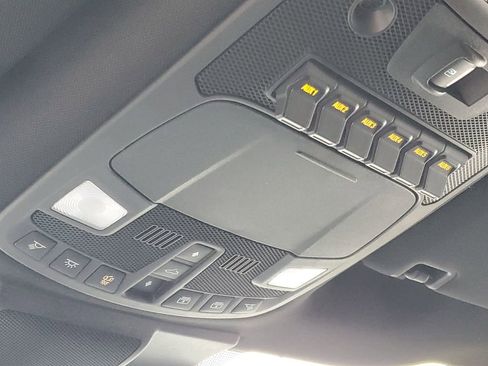 Used 2022 Ford F250 Lariat w/ Tremor Off-Road Package image 23