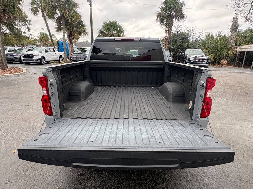 Used 2024 Chevrolet Silverado 1500 Custom w/ Turbomax Blackout Package RWD image 10