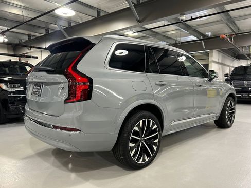 Used 2026 Volvo XC90 B6 Plus w/ Protection Package Premier AWD/4WD image 2