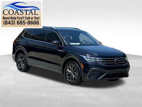 Used 2023 Volkswagen Tiguan SE AWD/4WD image 3