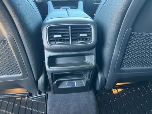 Certified 2025 Mercedes-Benz GLE 450e 4MATIC image 9