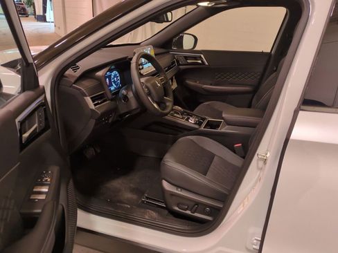 New 2025 Mitsubishi Outlander SEL image 17